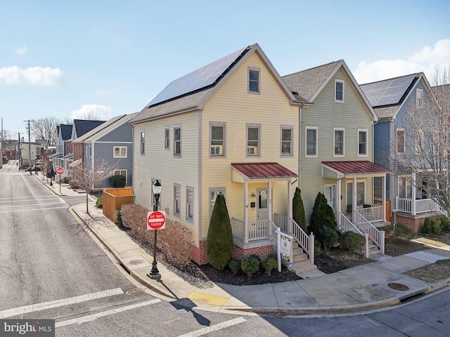 view of front facade featuring a residential view