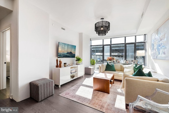 sunroom featuring visible vents