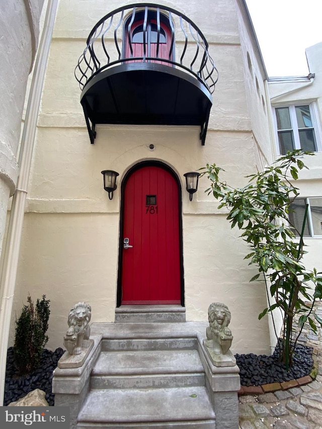 view of doorway to property