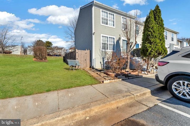 view of front of house with a front yard