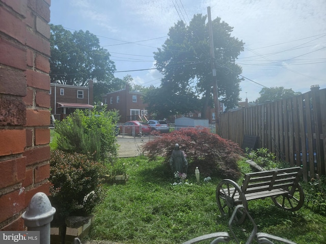 view of yard featuring fence