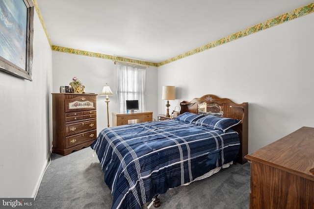 bedroom featuring carpet floors