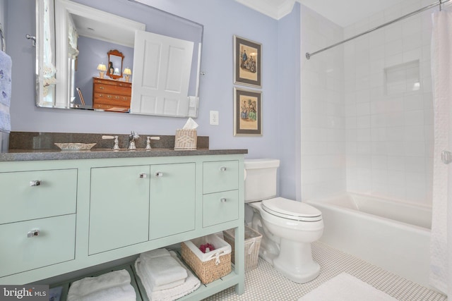 809 Cornell St, Fredericksburg, VA 22401 - full bath featuring toilet, tile patterned floors, shower / bath combination with curtain, and vanity