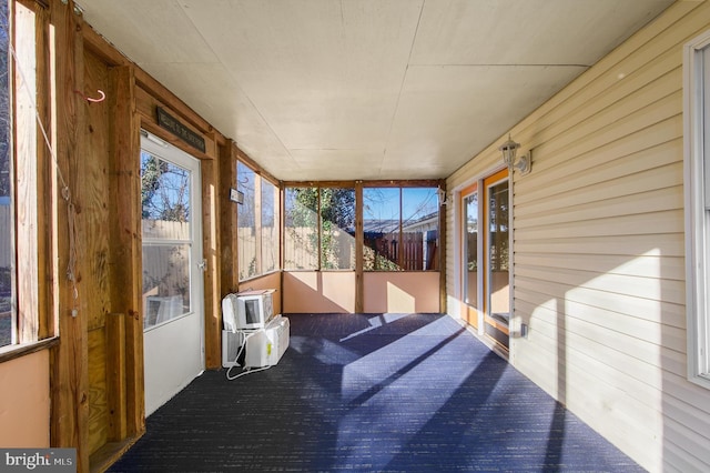 view of sunroom / solarium