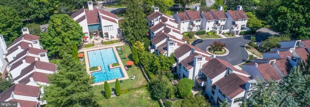 birds eye view of property featuring a residential view