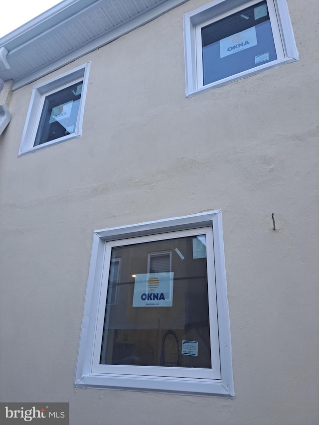 details with stucco siding