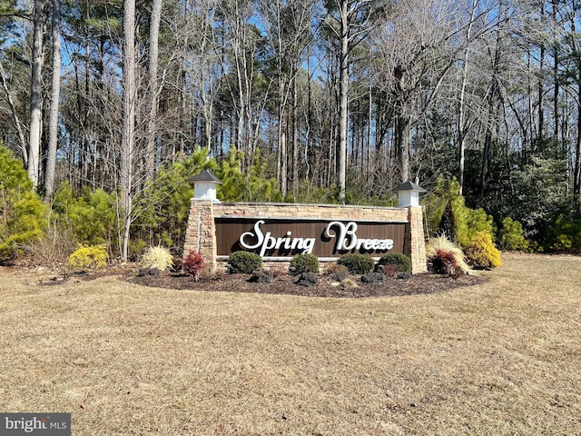 view of community / neighborhood sign