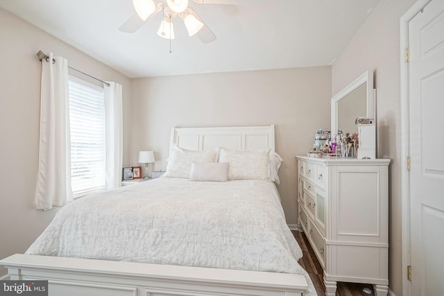 bedroom featuring ceiling fan