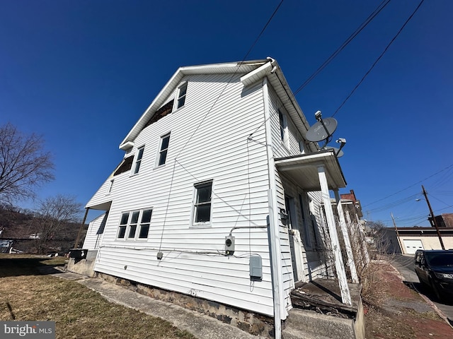 view of property exterior