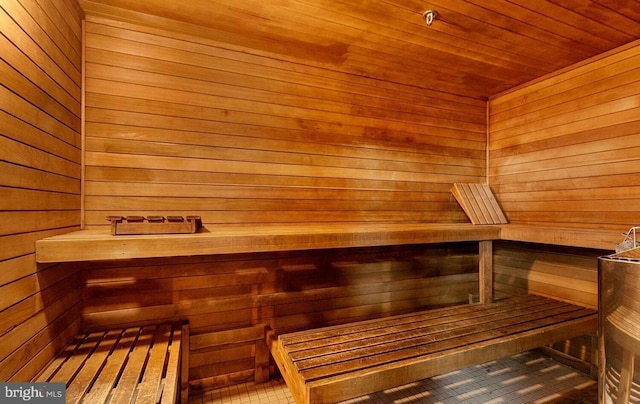 view of sauna / steam room