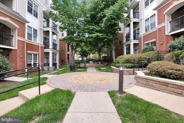11379 Aristotle Dr Unit 10-409, Fairfax, VA 22030 - surrounding community with a residential view