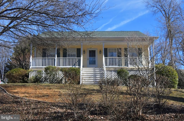 view of front of house with a porch