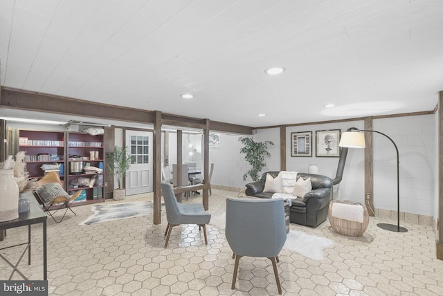 living room featuring recessed lighting