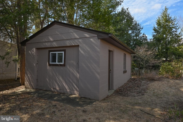 view of outdoor structure featuring an outdoor structure