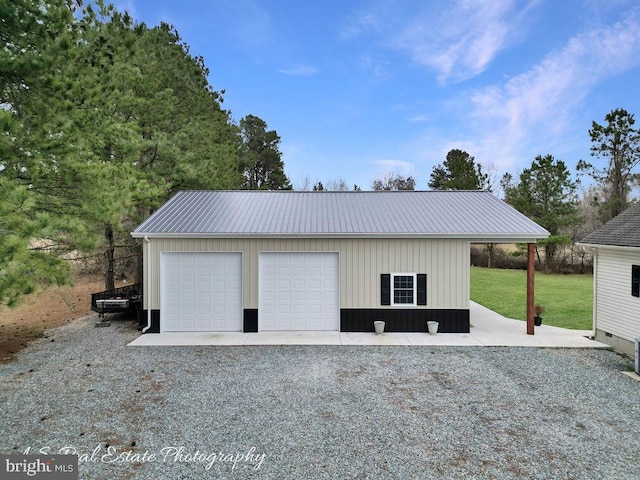 view of detached garage