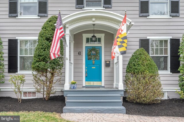 view of exterior entry
