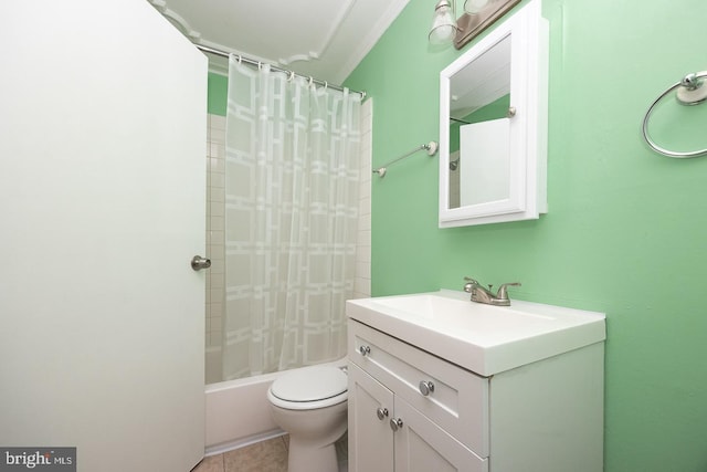 bathroom with toilet, shower / bathtub combination with curtain, and vanity