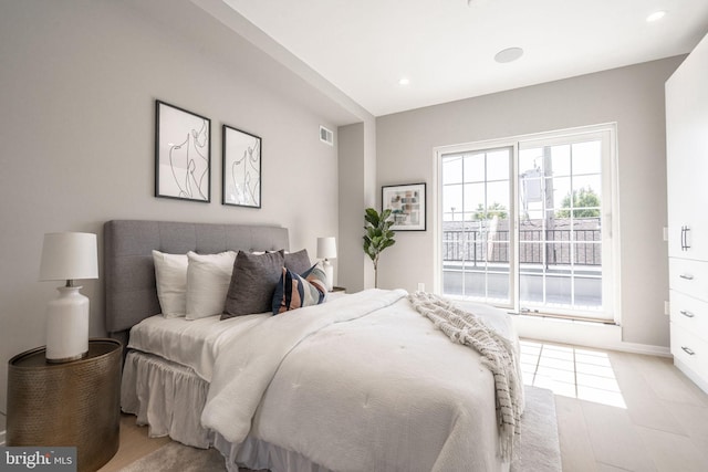 bedroom featuring recessed lighting, visible vents, and baseboards