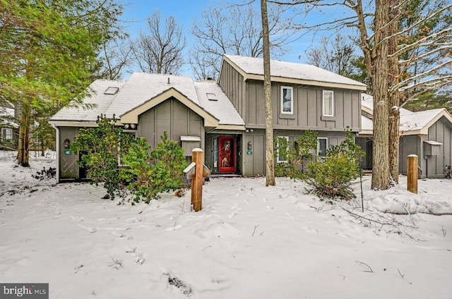 view of front of property featuring board and batten siding