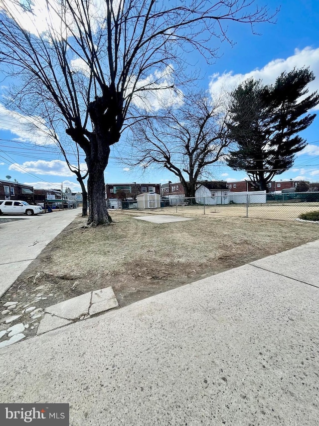 view of yard featuring fence