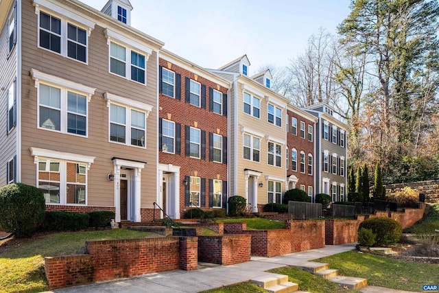 view of front facade with brick siding