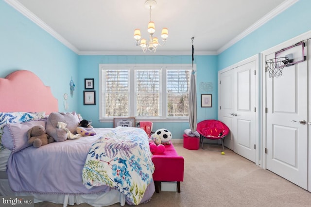 bedroom featuring carpet floors, an inviting chandelier, and ornamental molding