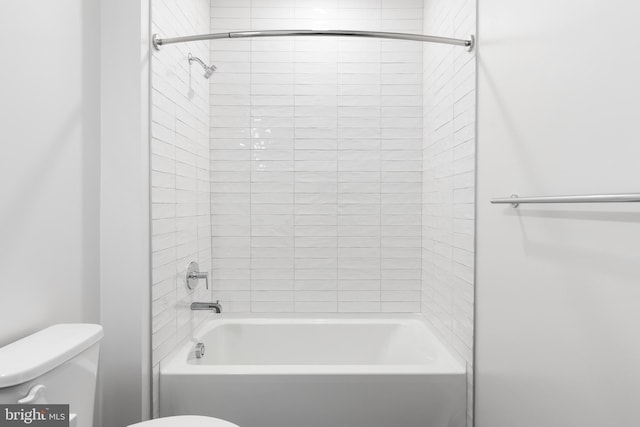 7175 12th St NW Unit 601, Washington, DC 20011 - bathroom featuring tub / shower combination and toilet