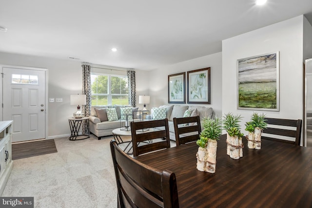 dining space featuring recessed lighting, carpet flooring, visible vents, and baseboards