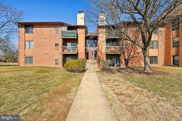 view of building exterior