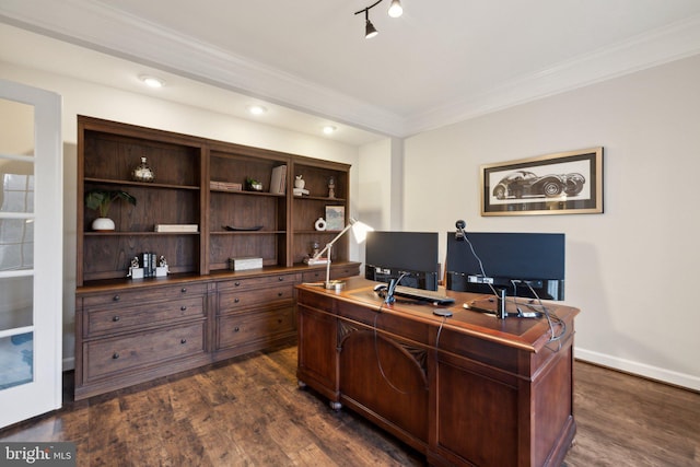 office area with ornamental molding, dark wood-style flooring, and baseboards