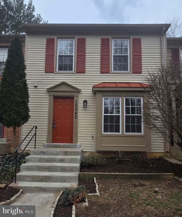 view of front facade with entry steps