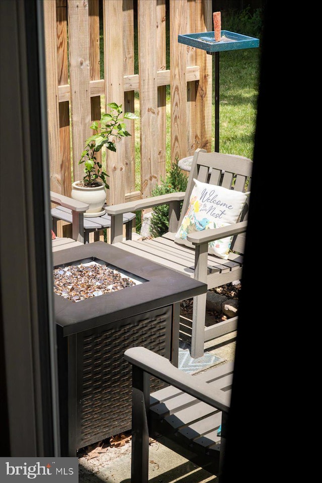 balcony featuring a fire pit