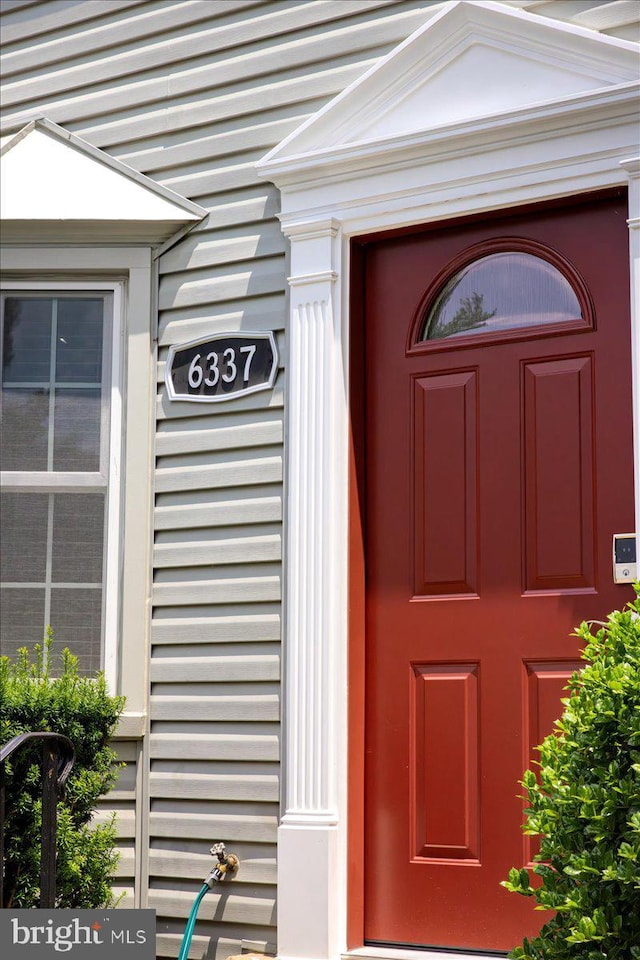 view of entrance to property