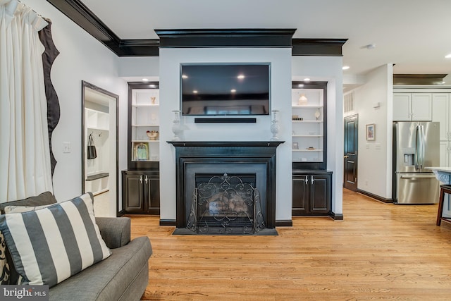 6735 Eckert Ct, Warrenton, VA 20187 - living room featuring ornamental molding, light wood-style floors, built in features, recessed lighting, and a fireplace with flush hearth