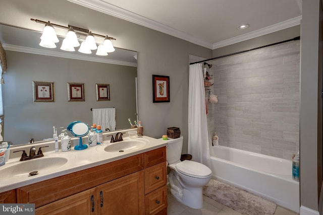 bathroom featuring crown molding, shower / tub combo, a sink, and toilet