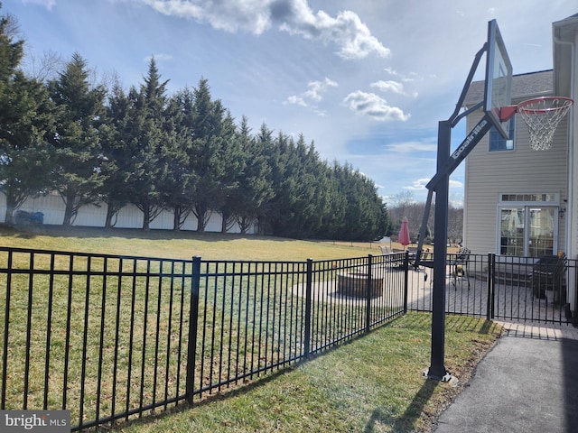 view of yard featuring fence