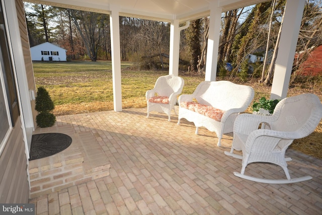 view of sunroom / solarium