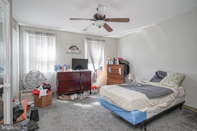 bedroom featuring carpet floors and ceiling fan