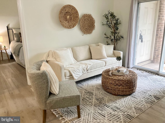 12919 Alton Sq Unit 120, Herndon, VA 20170 - living room featuring wood finished floors