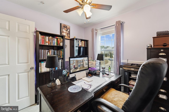 office with ceiling fan