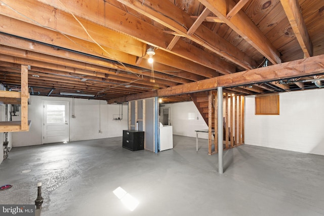 basement with washer / dryer