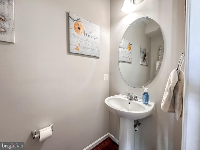 bathroom featuring baseboards