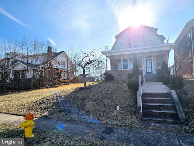 view of front of house with covered porch