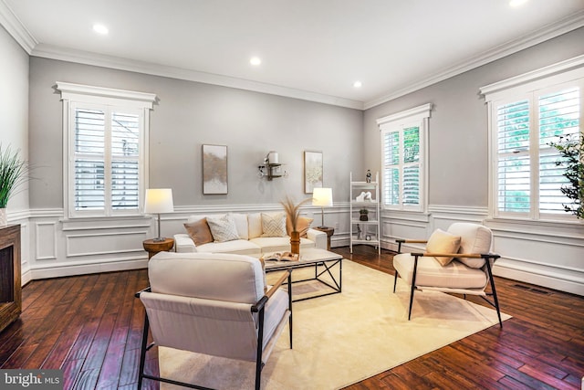 856 N Harrison St, Arlington, VA 22205 - living room featuring crown molding, wainscoting, recessed lighting, and hardwood / wood-style floors
