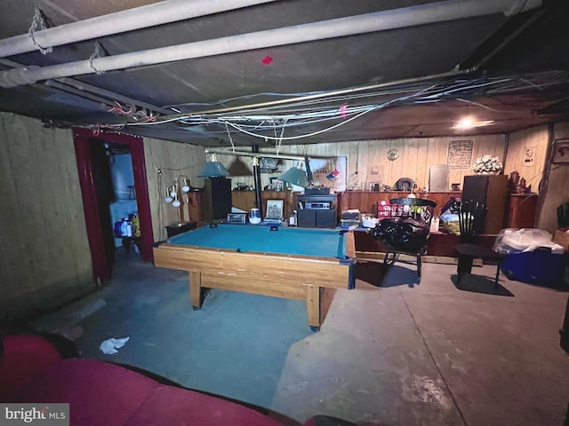 game room featuring concrete flooring and billiards