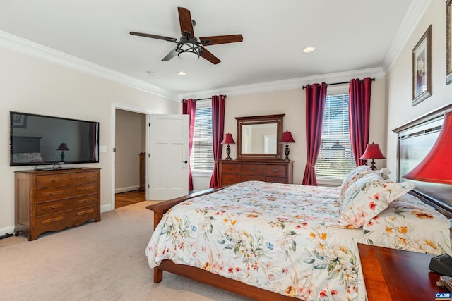 carpeted bedroom with ceiling fan, ornamental molding, baseboards, and recessed lighting