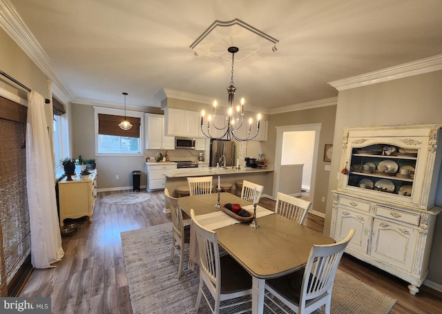 dining space with dark wood-style floors, baseboards, and ornamental molding