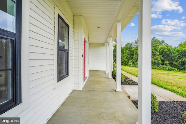 view of patio featuring covered porch