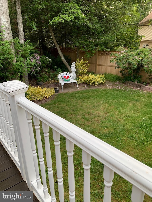 view of yard featuring fence