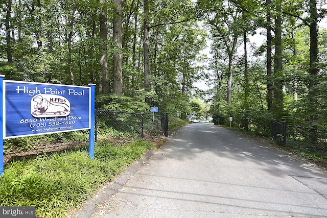 3246 Blundell Rd, Falls Church, VA 22042 - view of street